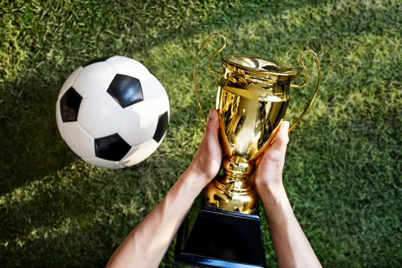 Momen kompetisi olahraga yang menggambarkan pilihan pertandingan